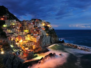 manarola-italy-coast_21080_990x742